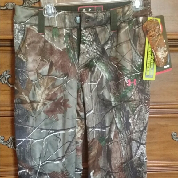 Under Armour Pants - Camo cold gear under armour pants
