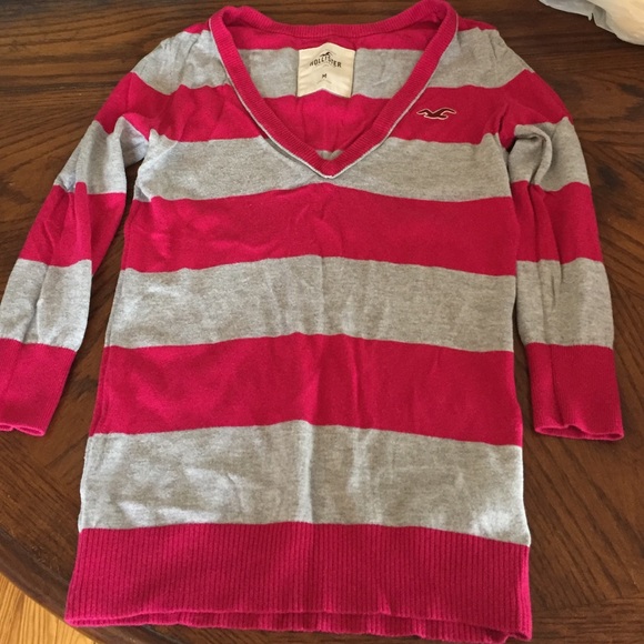 Hollister sweater