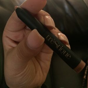 lip crayon