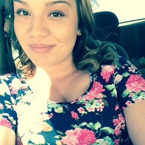 Meet your Posher, Victoria