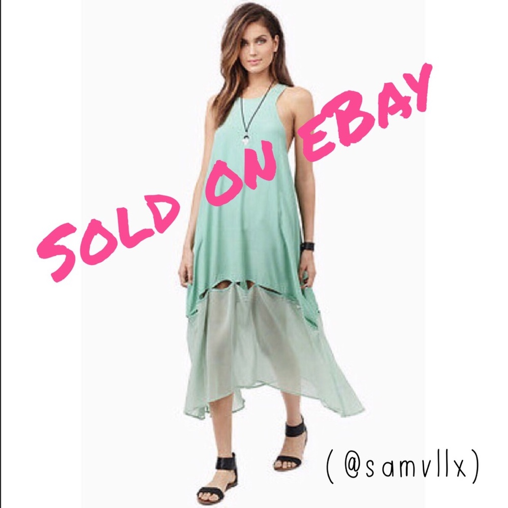 Fun and Flirty Midi Dress / Medium