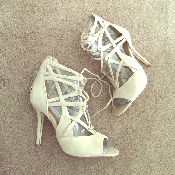 Steve Madden Supermix Lace Up Heels - Size 6