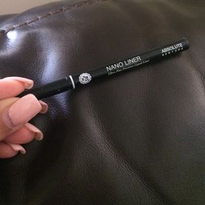 liquid eyeliner