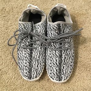 look alike yeezy boost!! never worn