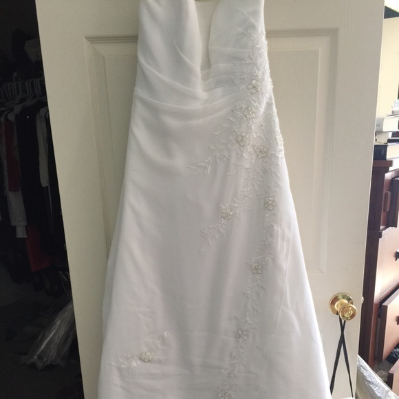 David's bridal strapless wedding dress
