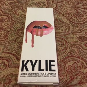 Kylie Jenner Lip Kit  CANDY K