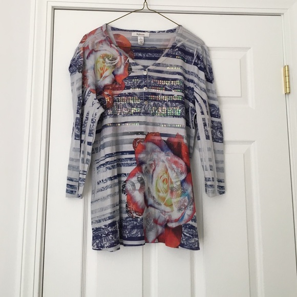 SOLD--Style & Co t shirt