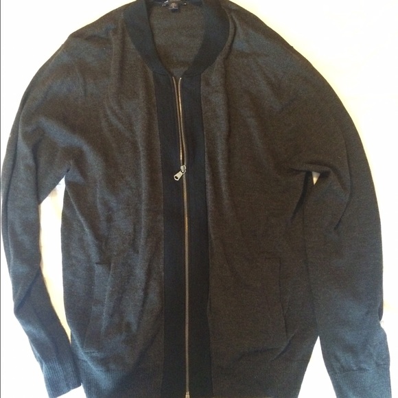 Men's Gap sweater