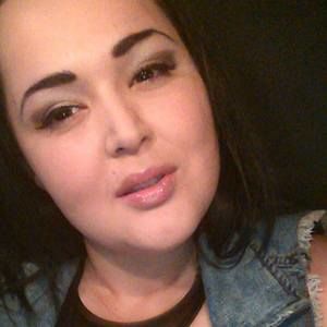 Meet your Posher, Angelina