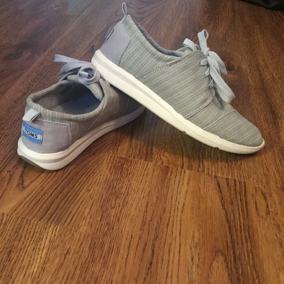 GREY WOMEN'S DEL REY SNEAKER