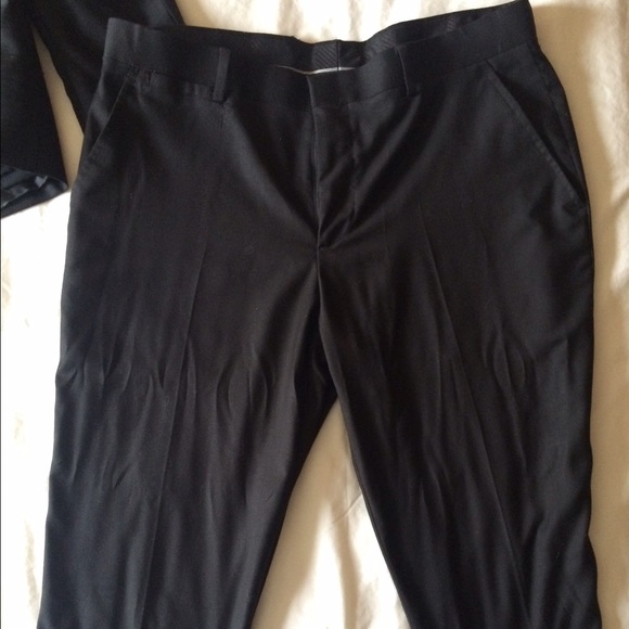 Men's suit - Picture 3 of 3