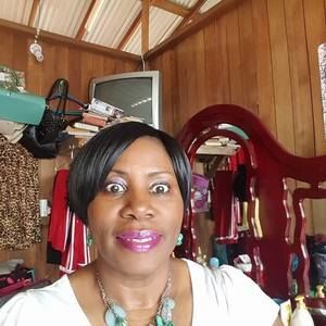 Meet your Posher, Bernice