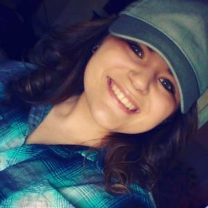 Meet your Posher, Alyssa