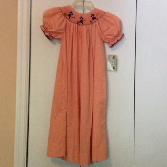 Smocked girl size 6 new dres