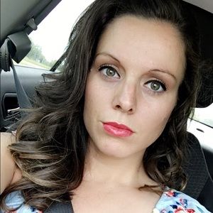 Meet your Posher, Courtany