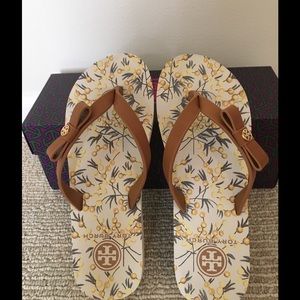 Tory Burch Carlton Floral Flip Flop, Like New
