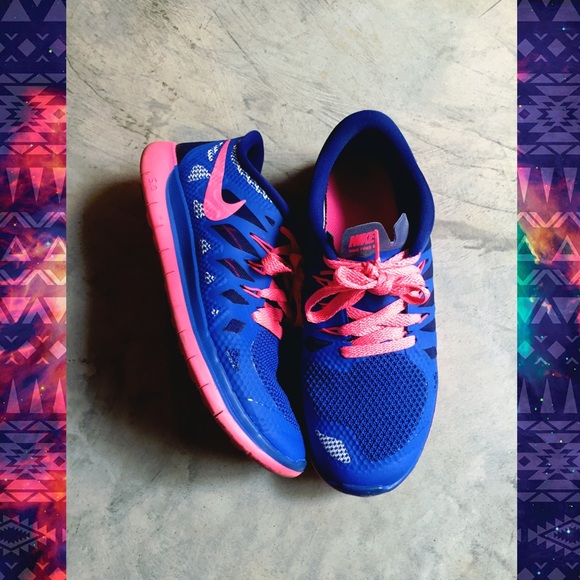 Nike Free 5.0 shoes