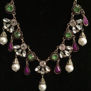 Gorgeous vintage inspired Crystal necklace