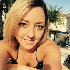 Meet your Posher, Shelli