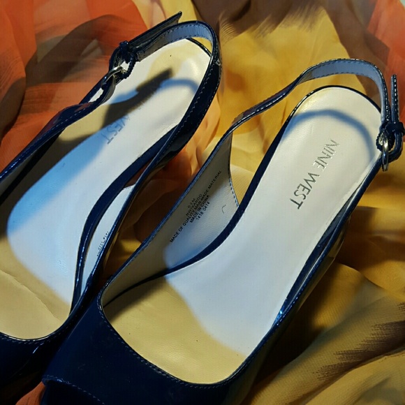Blue ankle-strap heels - Picture 3 of 4
