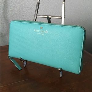 Kate Spade Cedar Street Wallet