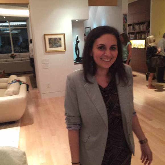 Meet your Posher, Dina