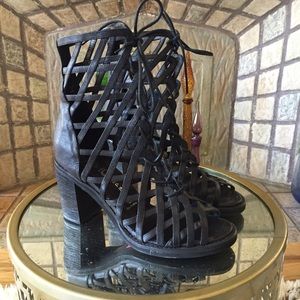 Jeffrey Campbell Twenty Two Lace Up Sandals 8.5