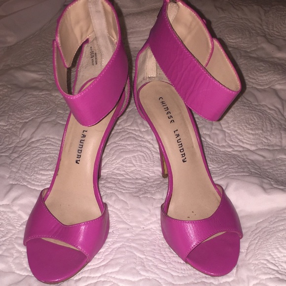 Chinese laundry Ankle strap sandal pumps, pink sz8