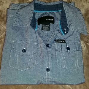 (4kids) size 7 Hurley button down shirt.