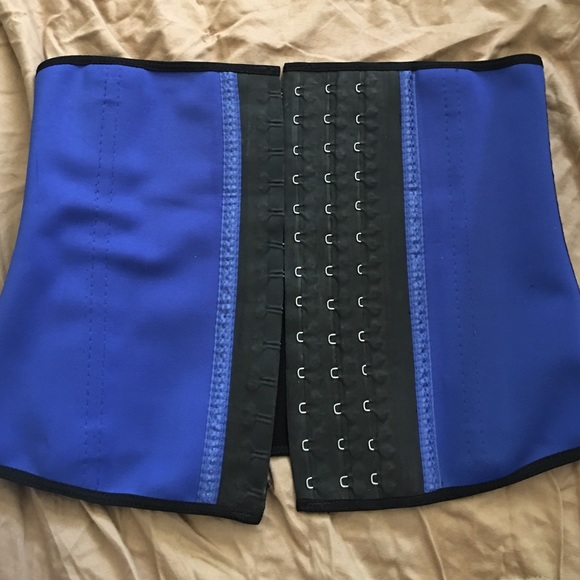 Ann Cherry Waist Trainer Blue Size 38/XL