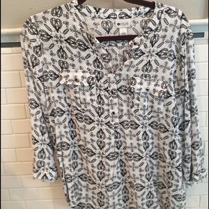 Cute bug blouse sz L