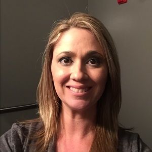 Meet your Posher, Stacy