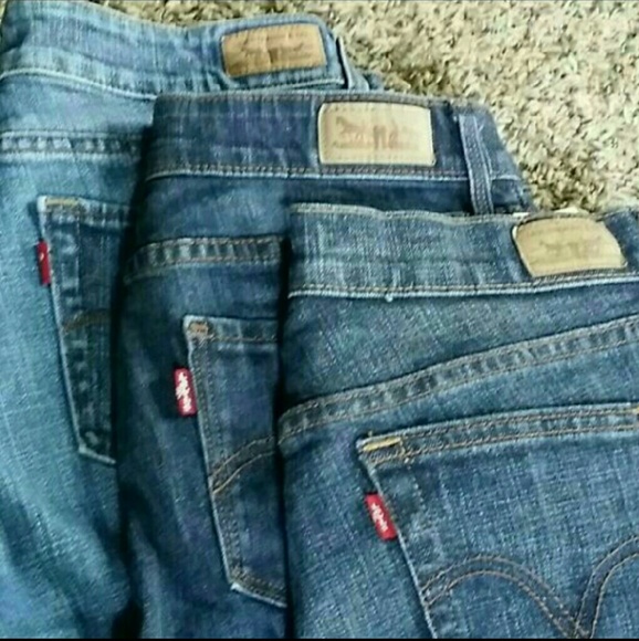 3 Pairs of Levi's (size 4) - Picture 2 of 2
