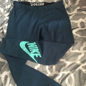 Nike workout leggings