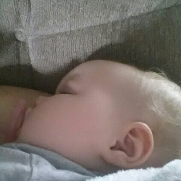 Meet your Posher, Danielle - Picture 1 of 1