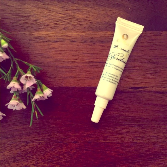 Sephora Other - Two Faced Primed & Poreless Brand New Primer