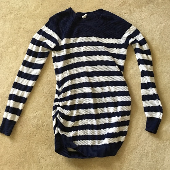 Old Navy Striped Maternity Sweater Small