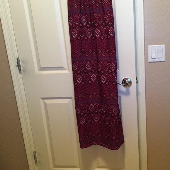 Long maxi dress. - Picture 2 of 4