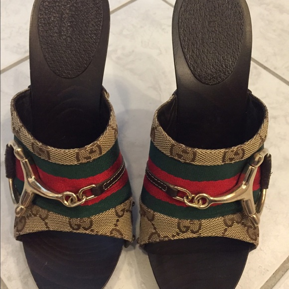 Gucci clogs authentic. Size 5.5