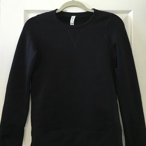 Lululemon black sweatshirt
