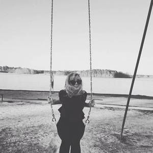 Meet your Posher, Alexandra