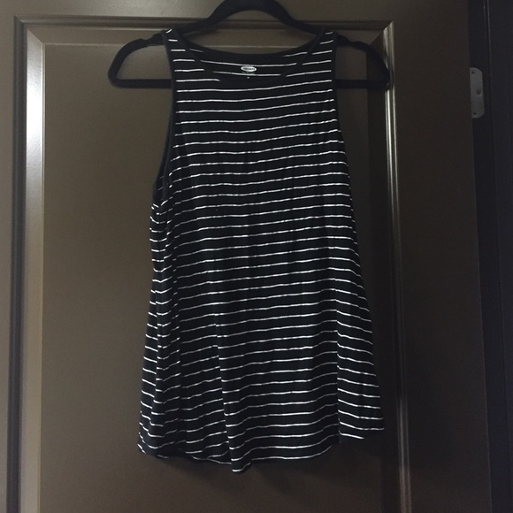 White/black striped loose fit tank top