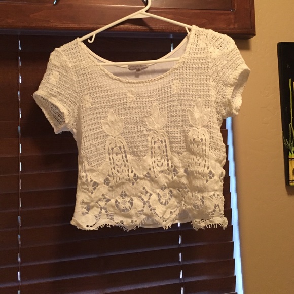 Crop top shirt