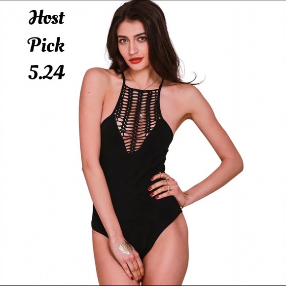 đ Boho Black Bodysuit with ChrisCross Back - Picture 2 of 4