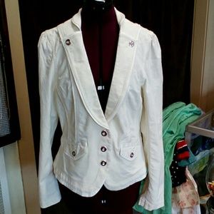 White lightweight jacket