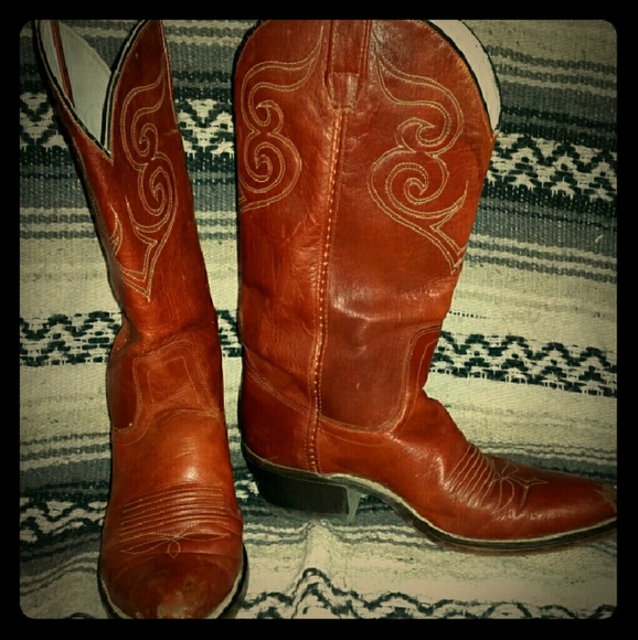 Vintage ? DINGO cowboy boots. GUC!