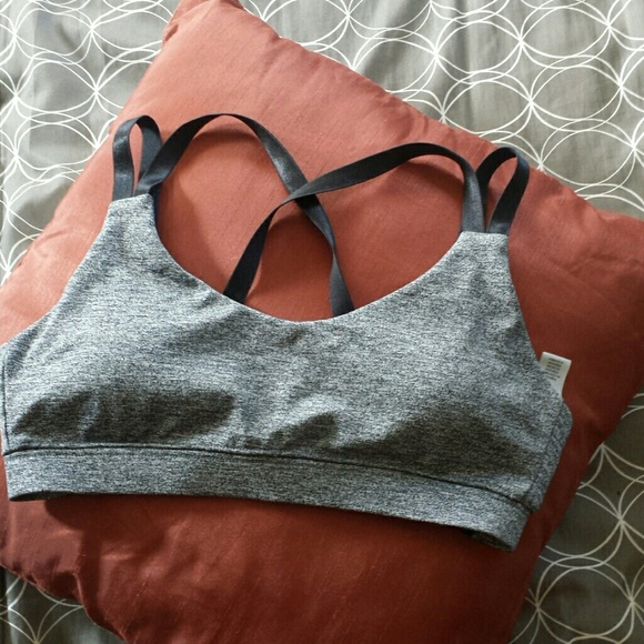 Sports bra