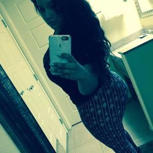 Meet your Posher, Daniela