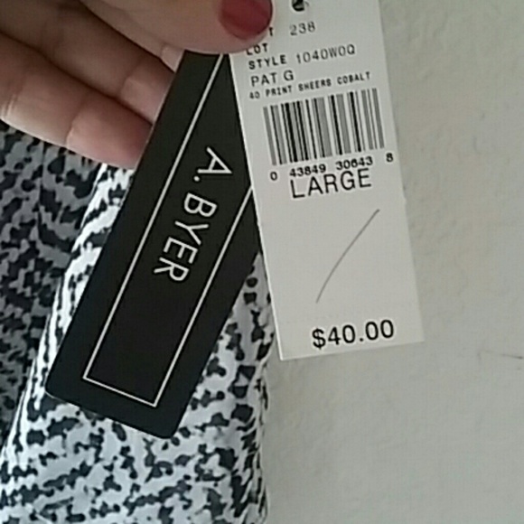 Top - Picture 4 of 4