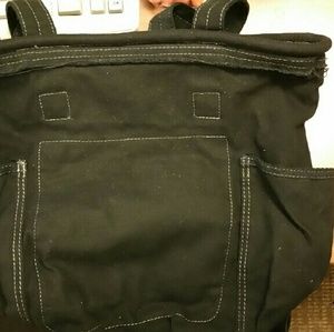 Thirty-one brand black retro metro bag.